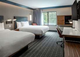 Courtyard by Marriott Olympia 5