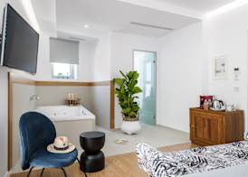 Balance Hotel 5