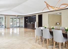DoubleTree by Hilton Dallas - Market Center 4
