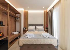 The Wine Hotel 2