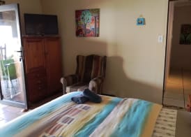 Dolphin Point B&B 3