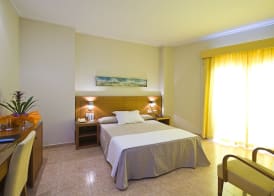 Hotel Traíña 5