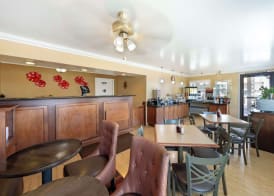 Best Western Hanford Inn 2