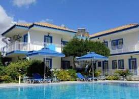 Blue White Apartments - Kefallonia Poolside Retreats 5