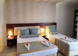 Maya World Park Hotel 5