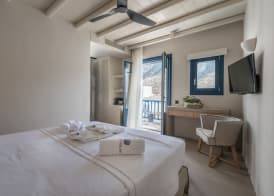 Sifnos House - Rooms and SPA 5