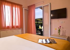 Anthemis Luxury Villas 4