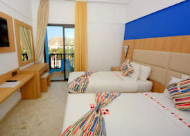 Oasis Hotel & Spa 2