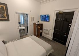 Cambeth Lodge Guesthouse 4