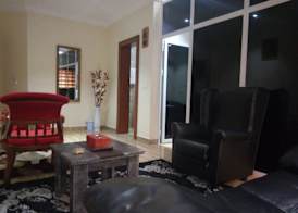 Alim Royal Hotel & Suites 3