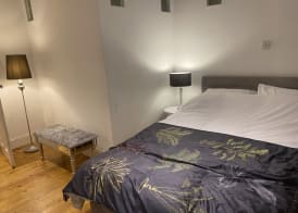Stunning 2-bed Pet Friendly Apartment in Gateshead 3