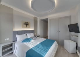 La Brezza Suite & Hotel 5