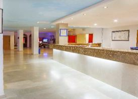 Apartamentos Mar y Playa 2 3