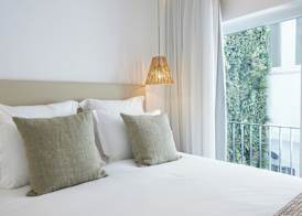 Borealis Lisbon Apartments - Bairro Alto 3