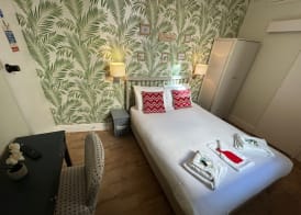 The Lyndhurst Guest house 3