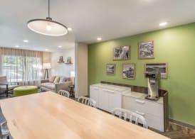 WoodSpring Suites Greenville Haywood Mall 2
