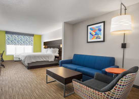 Holiday Inn Express & Suites ALTOONA-DES MOINES by IHG 3