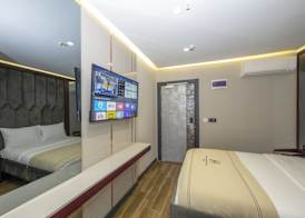 Heaven Premium Hotel Restaurant & Airport Shuttle 4