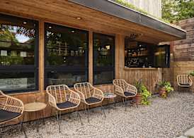 Woodstock Way Hotel 2