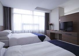 Ramada by Wyndham Dongtan 4