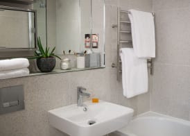 Q Square by Supercity Aparthotels 5