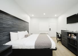 Sapphire Inn & Suites 2