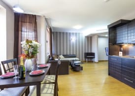 CityHome Aparthotel 4