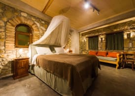 Small Luxury Hotel 1800 4