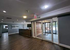 London Residency Inn 4