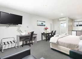 Arthur's Court Motor Lodge 5