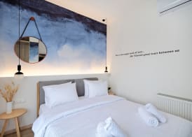 Odyssey Residence 5