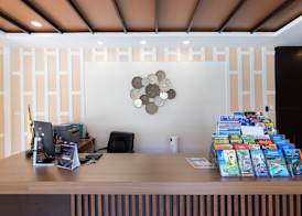 Blue Palm Residence Kata 2