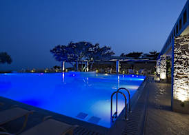 Kakkos Bay Hotel and Bungalows 5