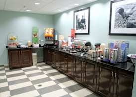 Hampton Inn Williamston 5