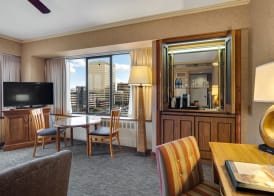 The Hotel Captain Cook 5