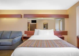 Microtel Inn & Suites by Wyndham Kannapolis/Concord 5