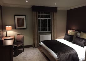 Busby Hotel 4