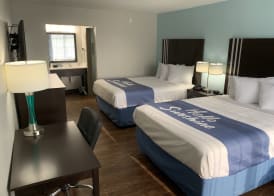 Days Inn by Wyndham Goldsboro 4