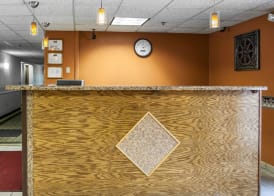 Rodeway Inn & Suites Milwaukee Airport 2