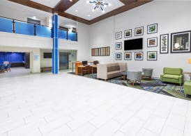 Holiday Inn Express & Suites SULPHUR (LAKE CHARLES) by IHG 3
