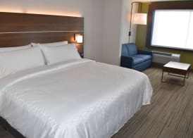Holiday Inn Express & Suites BOSTON SOUTH - RANDOLPH by IHG 3