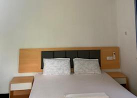 Huasheng Hotel 2
