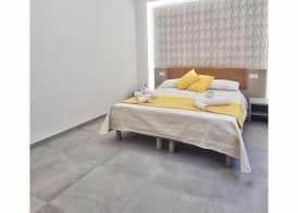 RossHouse 5
