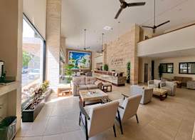 Grand Fifty Suites 4