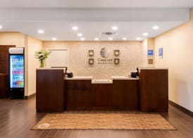 Comfort Inn & Suites 2