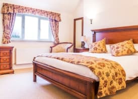 The Down Inn 4