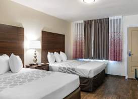 Downtown Hollywood Gardens Inn & Suites 3