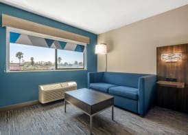 Holiday Inn Express SAN DIEGO SOUTH-NATIONAL CITY by IHG 3