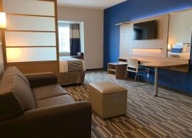 Microtel Inn & Suites by Wyndham Fountain Fort Carson 4