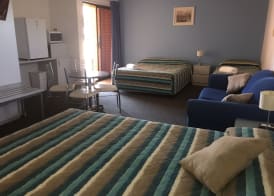 Aspley Carsel Motor Inn 5